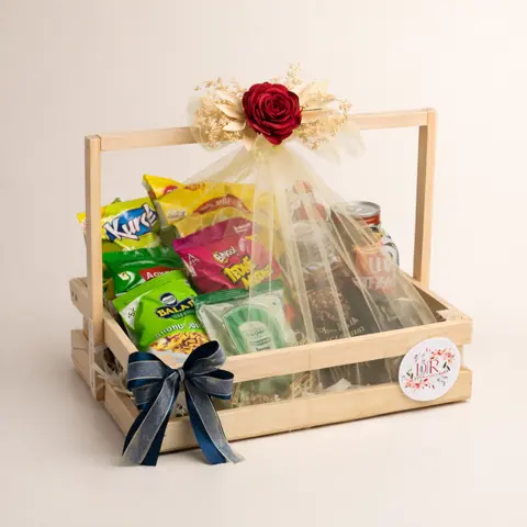 Wood-Style Basket Hamper
